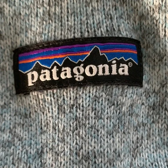 Patagonia Women's Light Gray Fleece Jacket - Picture 2 of 5